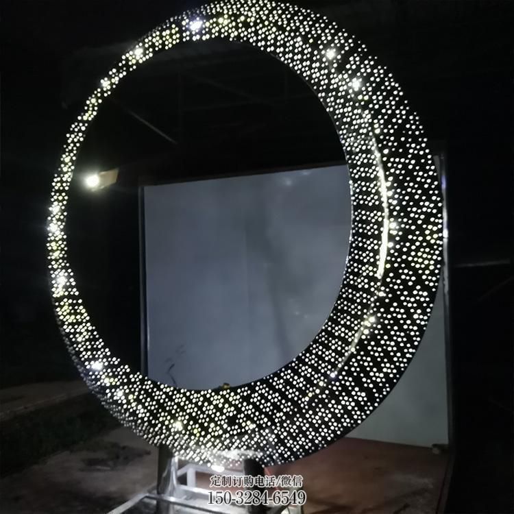 圓環(huán)雕塑定制，小區(qū)雕塑，建筑不銹鋼圓環(huán)雕塑提供